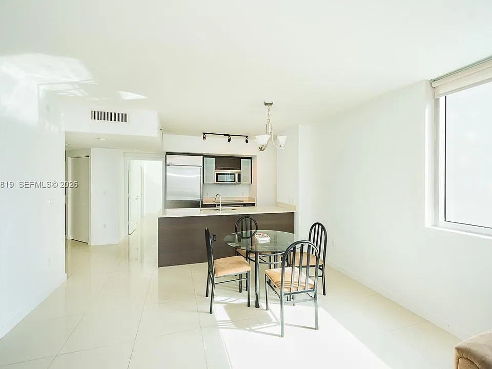 55 SE 6th St #2210
