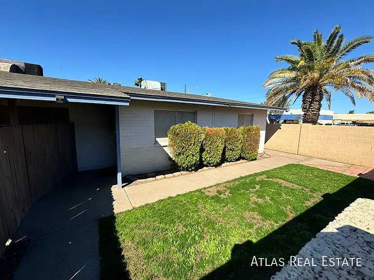 1861 E University Dr #1 — Photo 1