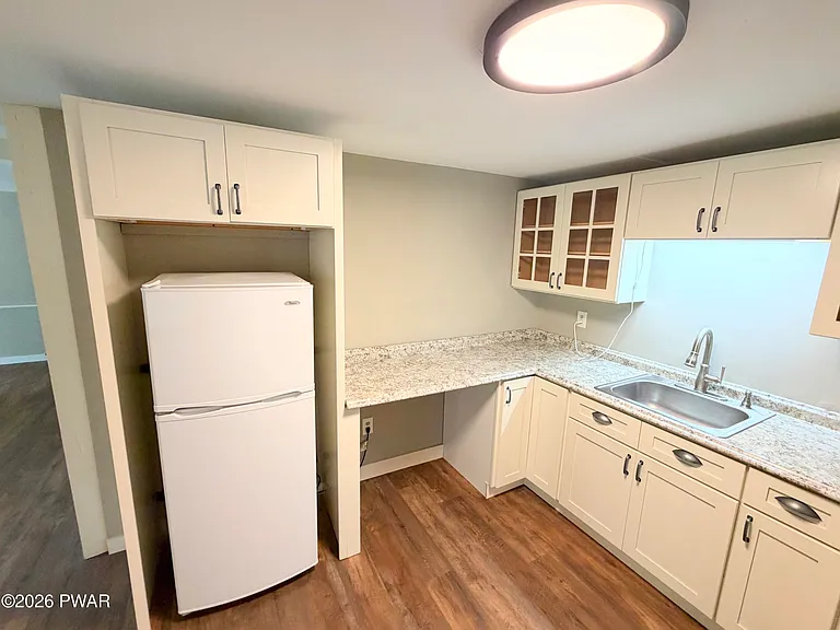 401 Wayne St — Photo 10