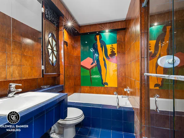 140 Riverside Drive image 8 of 18