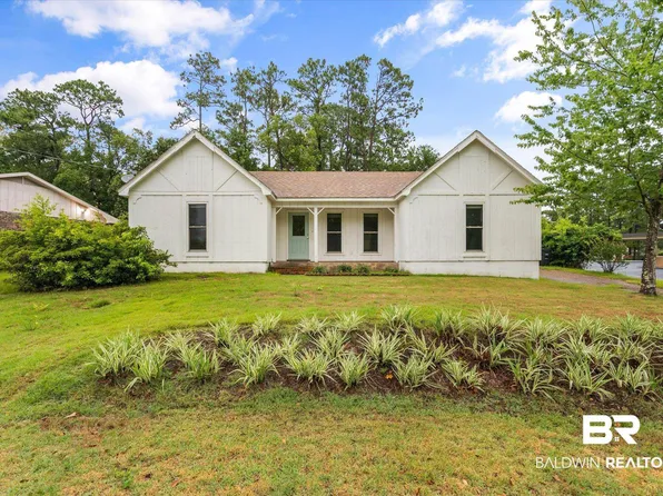 351 Fairwood Blvd, Fairhope, AL 36532