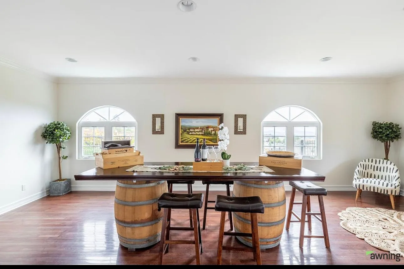5 bed, 3115 sqft, $5,000 — Photo 3