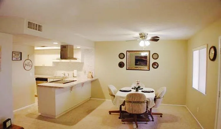 1989 Mesquite Ave — Photo 2