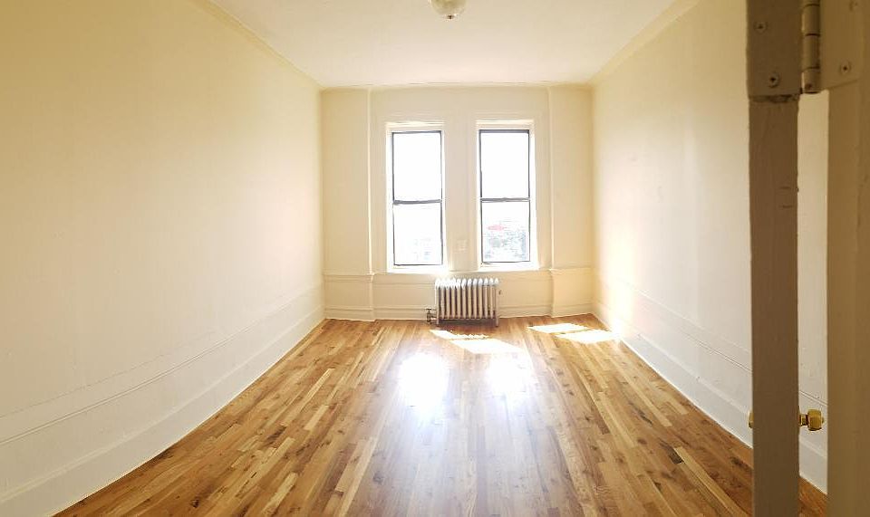 1st image of 225 Parkside Ave APT 6A