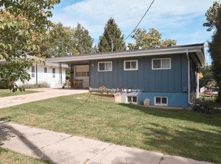 257 S Cottage St, Whitewater, WI 53190