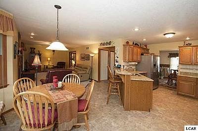 3rd image of 1407 Bramblewood Dr