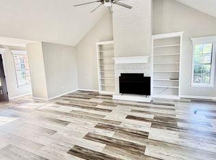 6601 Fairfax Dr, Lake Charles, LA 70607