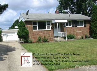 6400 Sandfield Dr, Brookpark, OH