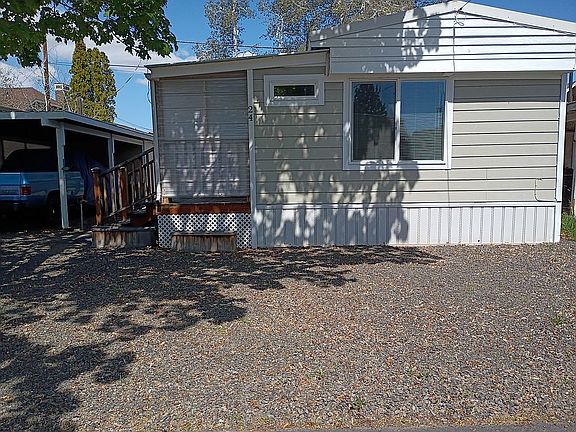 2nd image of 1833 SW Canal Blvd Unit 24
