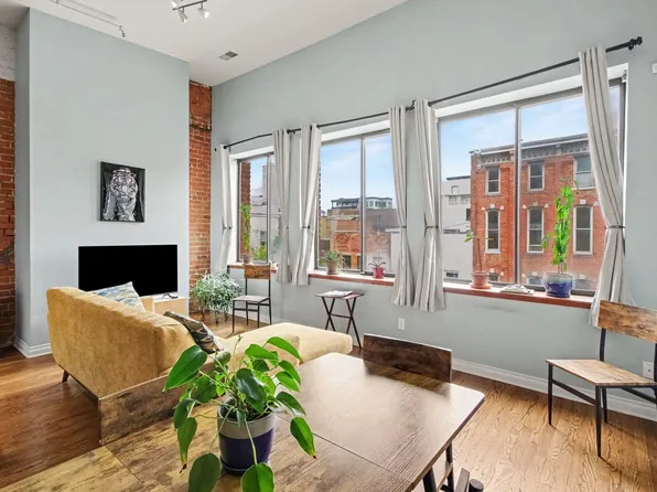 120 W Washington St #I, Ann Arbor, MI 48104