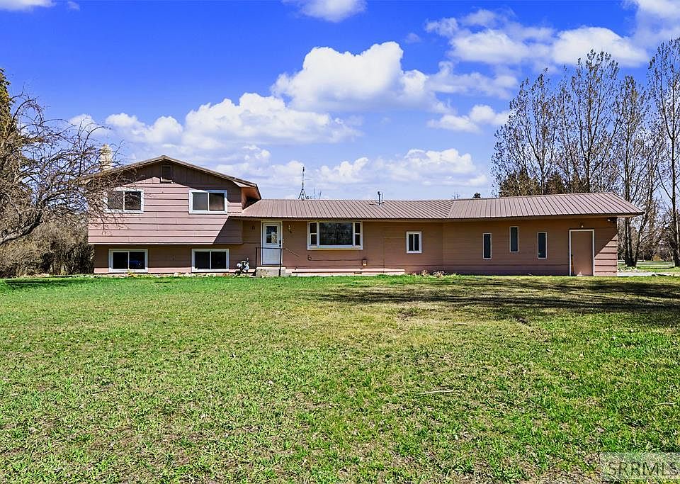 1st image of 468 N 3421 E