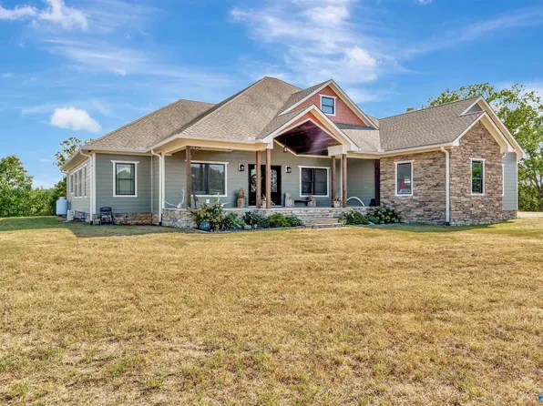 37599 John T Reid Pkwy, Stevenson, AL 35772