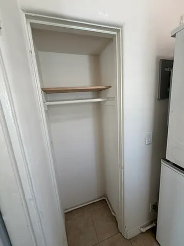 839 N Alexandria Ave — Photo 22