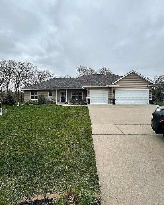 1st image of 1008 Tanglewood Dr