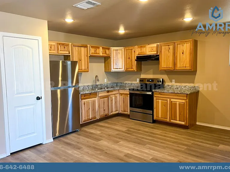 3114 E Cornell St — Photo 5