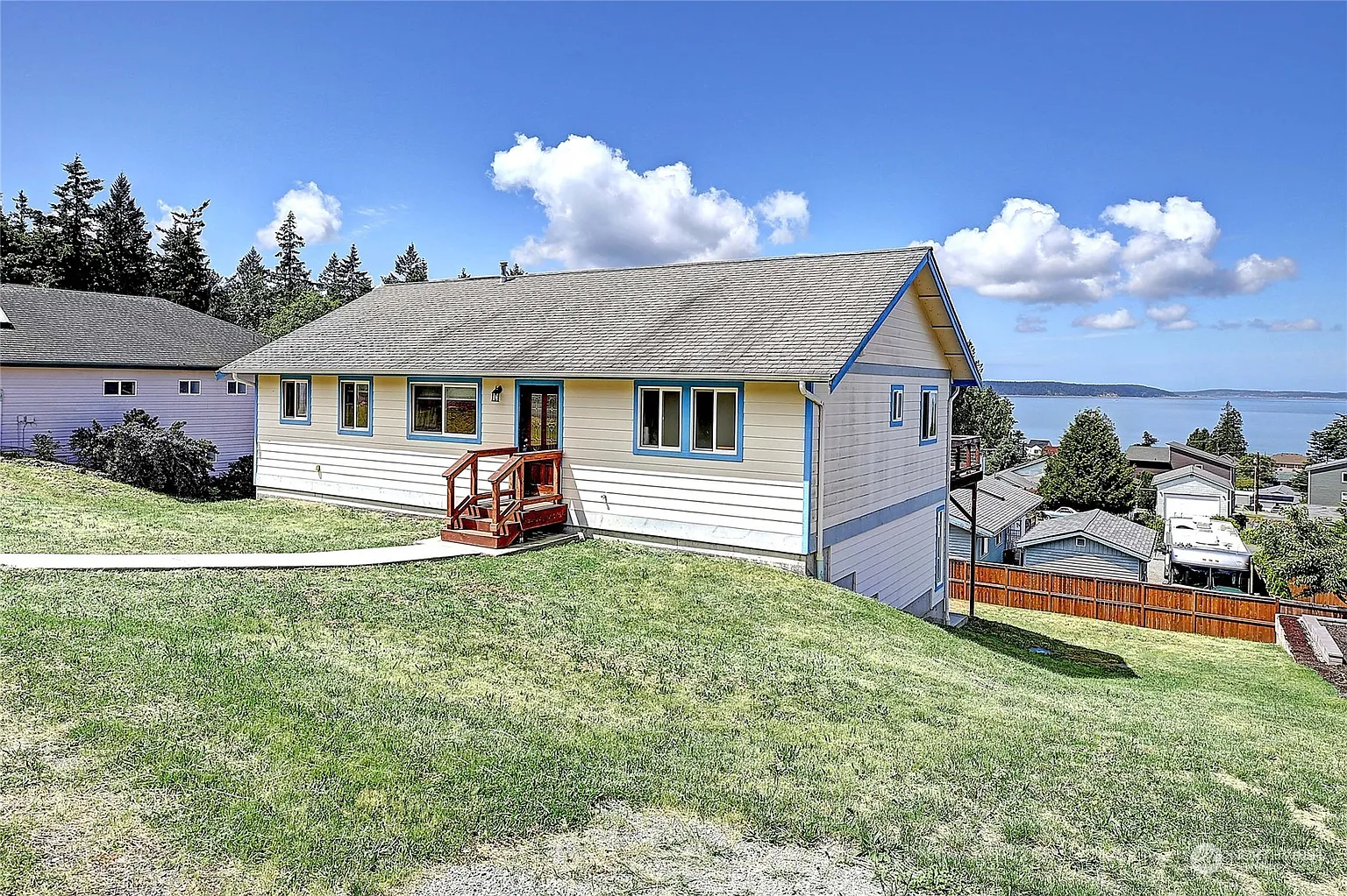 141 Melissa Street photo 1