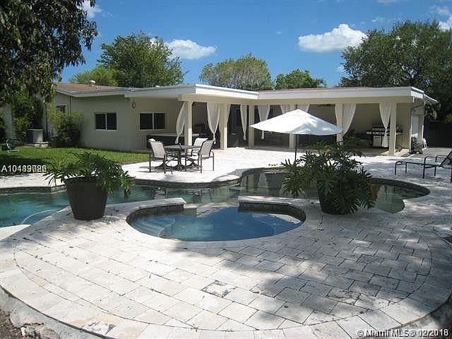 2nd image of 8261 SW 142nd St
