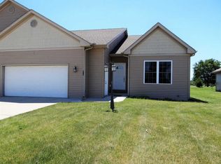 618 Sedgegrass Dr, Champaign, IL