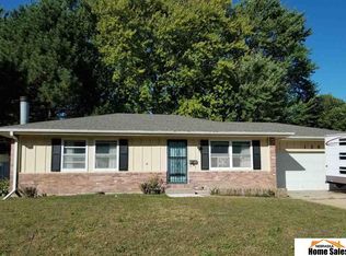 136 S Ohio Ave, York, NE 68467