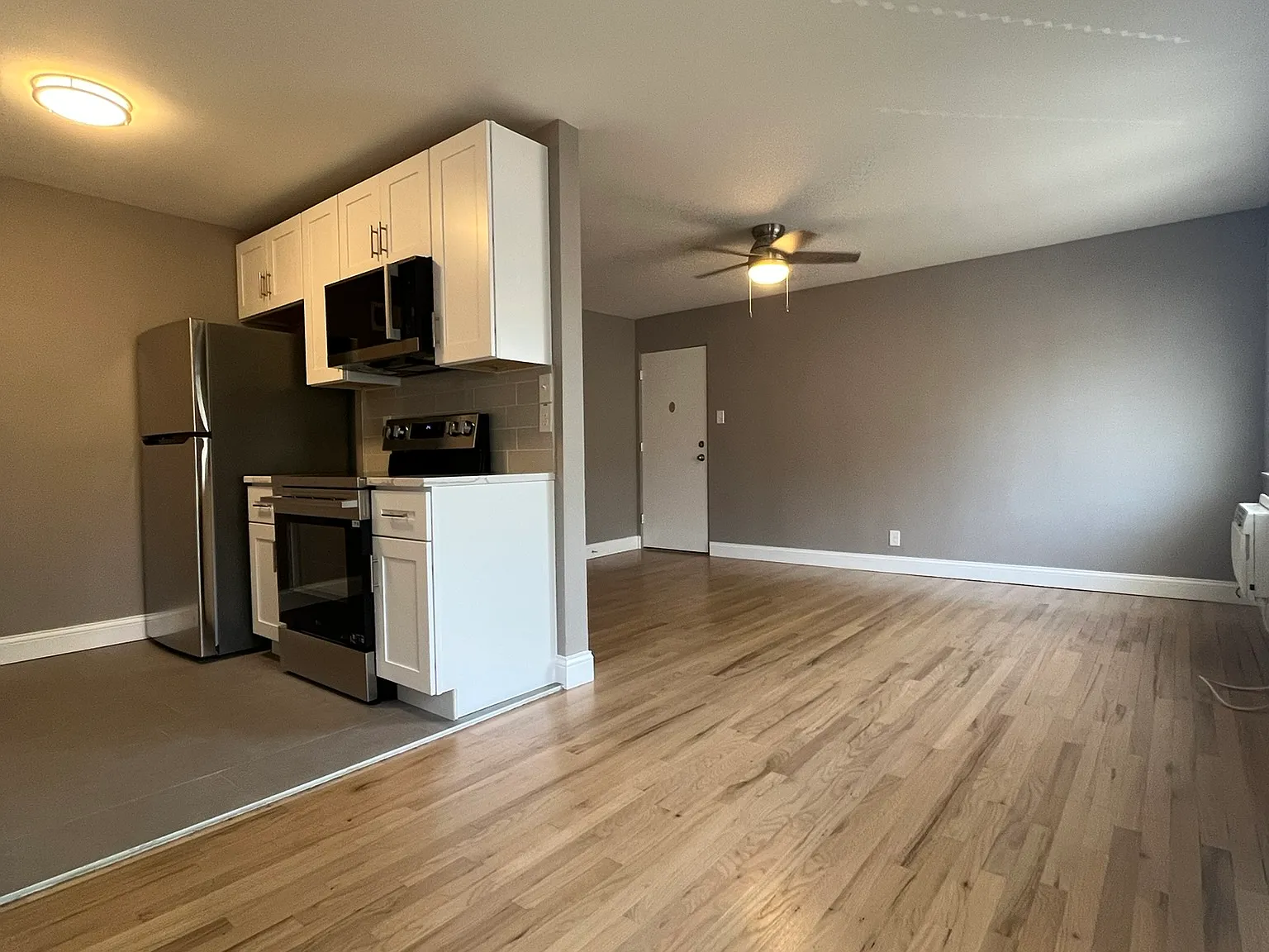 1 bed, 700 sqft, $1,000 — Photo 4