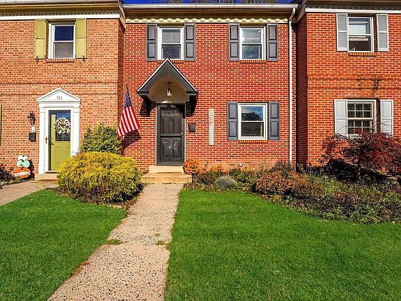 4th image of 163 Hughes Ave