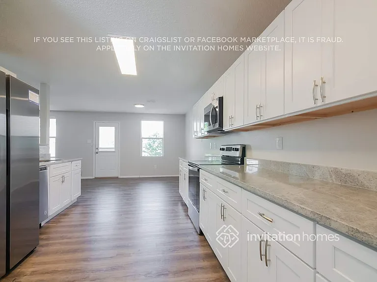 1228 Scarlet Sage Pkwy — Photo 5