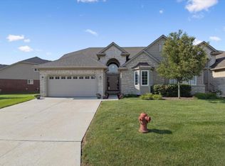 30466 Berghway Trl, Warren, MI 48092