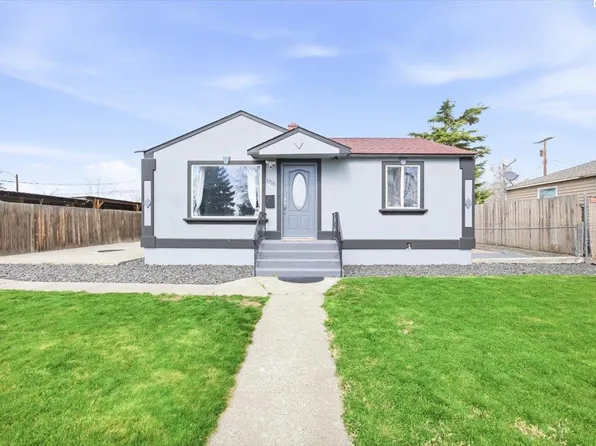 1715 W Bonneville St, Pasco, WA 99301