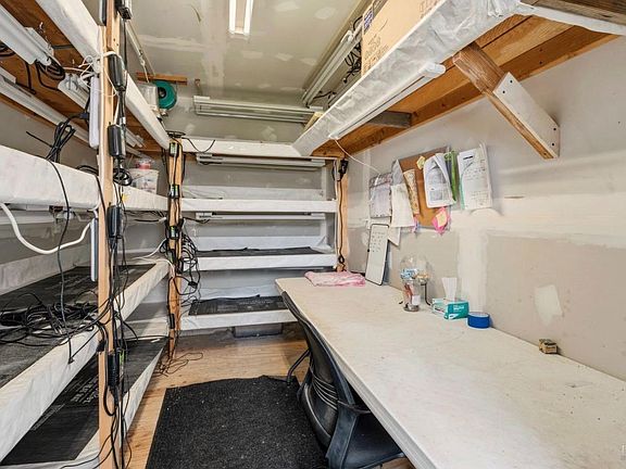 5th image of 19450 Tomki Road