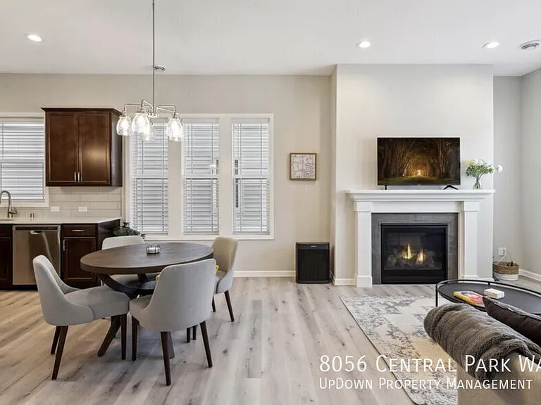 8056 Central Park Way N — Photo 11