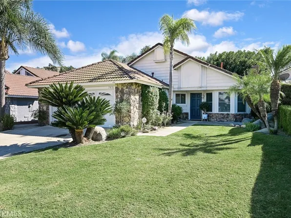 7978 E Saffron St, Anaheim, CA 92808