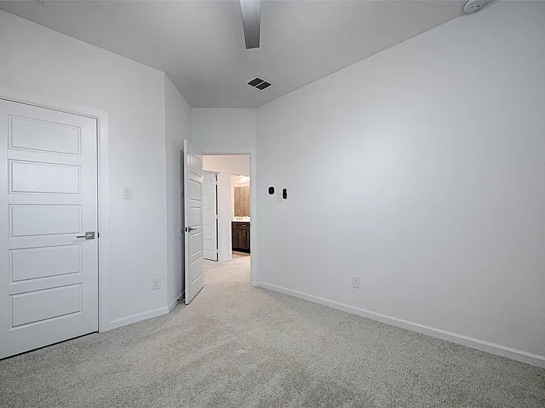 3511 Clara Dr — Photo 19