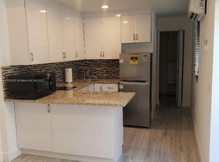 974 SW 9th St, Miami, FL 33130