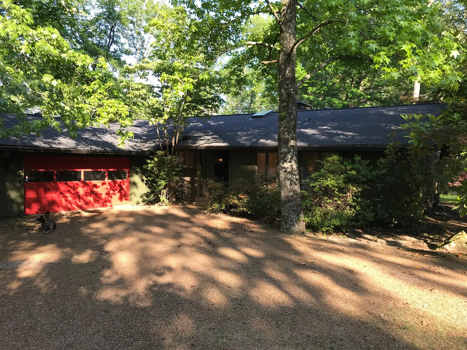 230 Cedar Pl — Photo 2