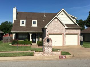 3702 S Christine Ln, Sand Springs, OK 74063