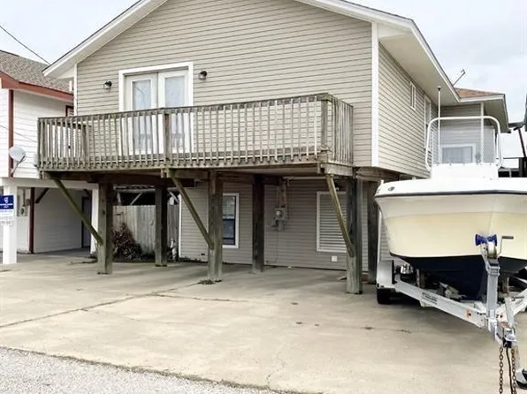 318 Marine Way, Freeport, TX 77541