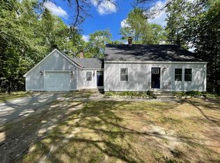 16 Sequoia Dr, Freeport, ME 04032