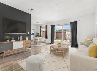 729 Rockwell Pl, Santa Rosa, CA 95401