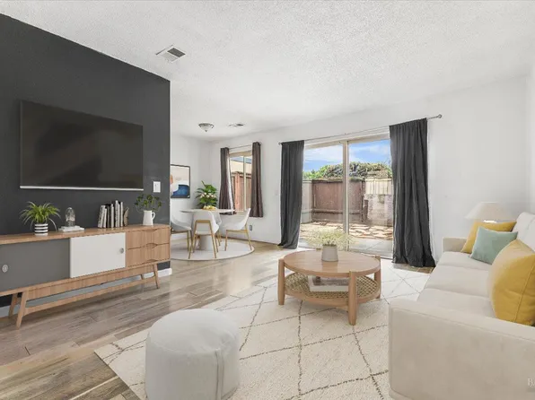 729 Rockwell Place, Santa Rosa, CA 95401