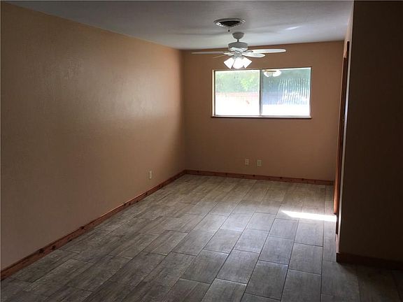 3rd image of 442 Haroldson Dr
