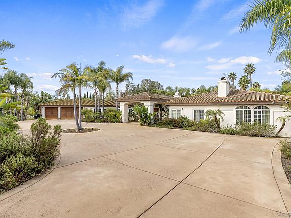 3rd image of 17412 La Brisa Ln