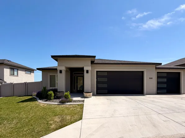 1808 Somers Ln, Richland, WA 99352