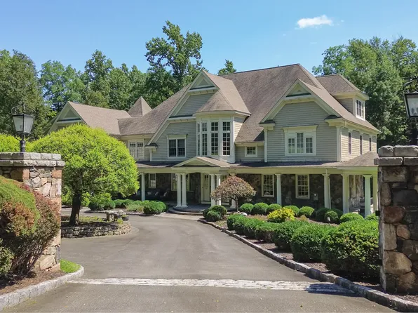 834 North Salem Road, Ridgefield, CT 06877