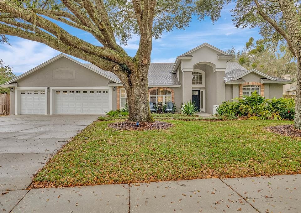 18004 Clear Lake Dr, Lutz, FL 33548 Zillow