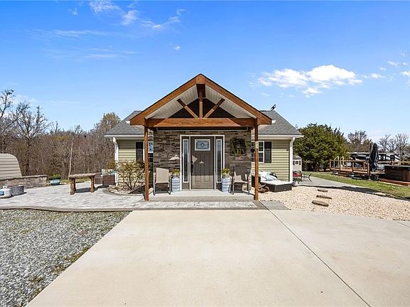 3rd image of 4520 Union Ridge Rd