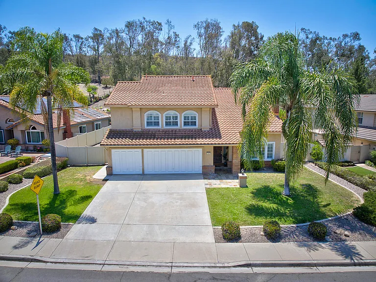 13887 Carriage Rd — Photo 62
