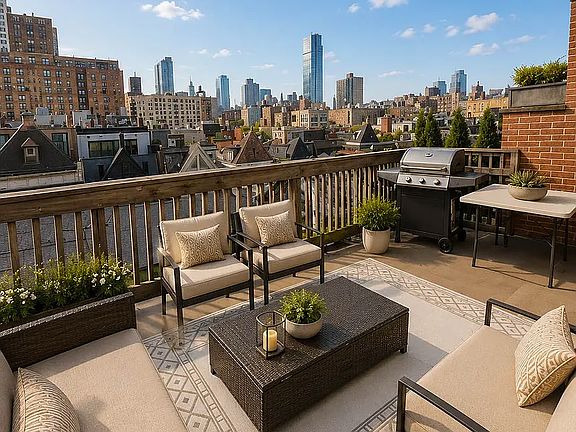2nd image of 31 W 75th St #Pha