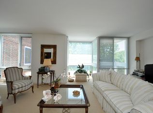 975 Commonwealth Ave #403, Cambridge, MA 02138