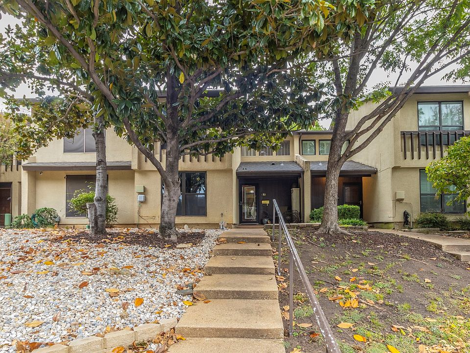1st image of 610 Campana Ct
