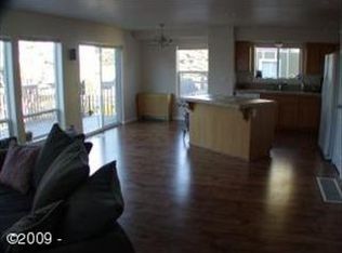 2162 NW Mast Ave, Lincoln City, OR